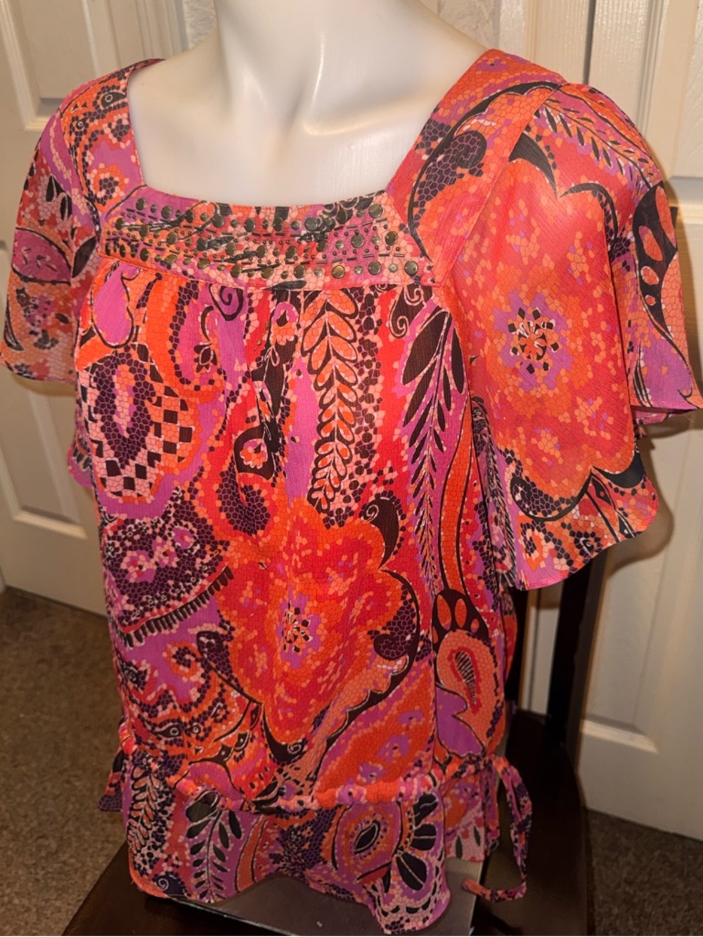 Apt. 9 Pink and Orange Floral Flutter Sleeve Peasant Top